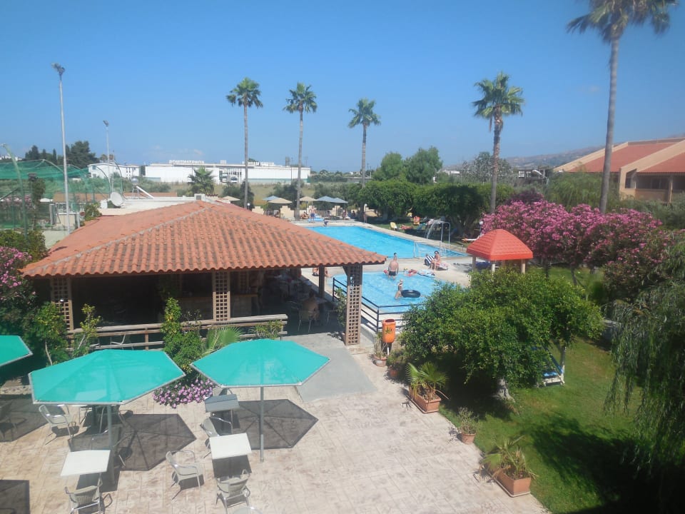 Zweite Poolanlage Ilios K Village Resort