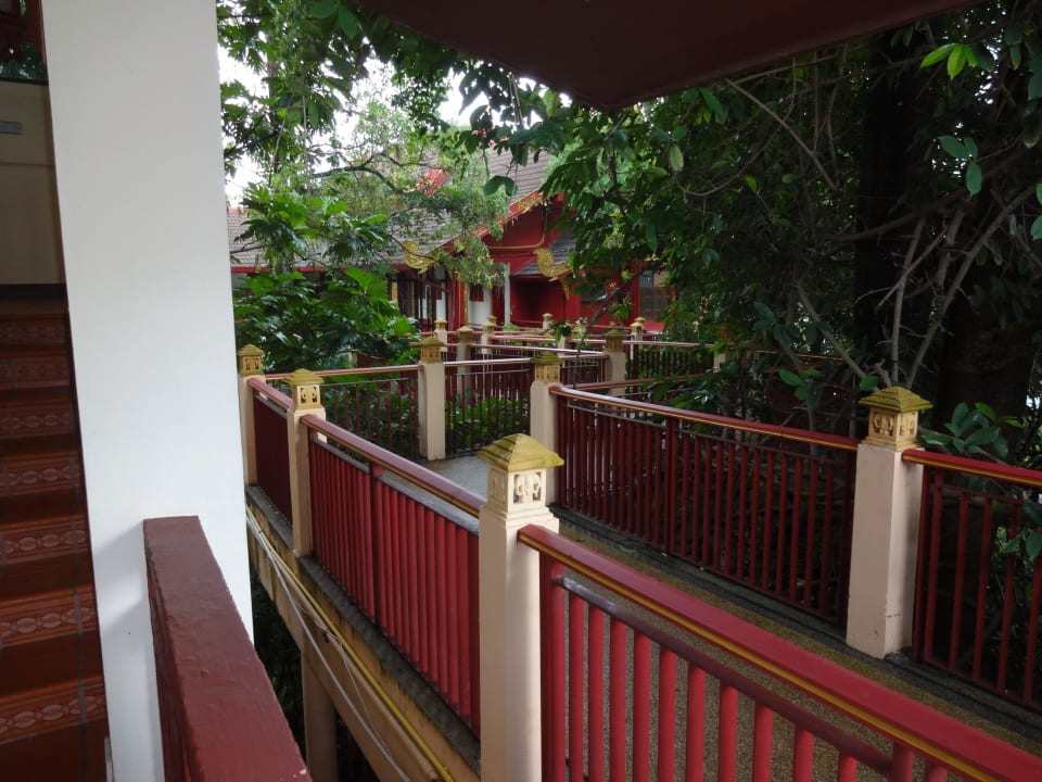 Zugang zu den Zimmern Kata Palm Resort & Spa