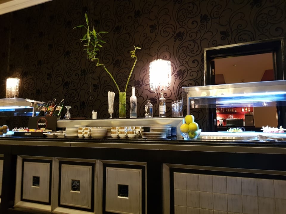 Gastro Premier Le Reve Hotel & Spa