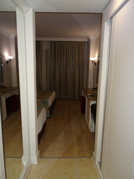 Zimmer Hane Family Resort