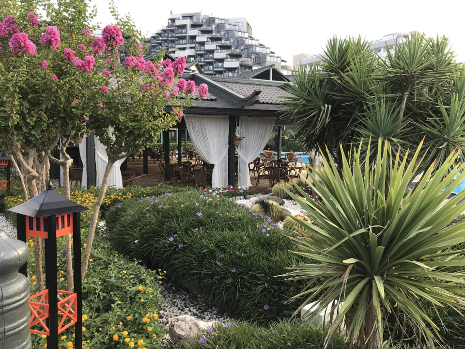 Gartenanlage Limak Lara Deluxe Hotel & Resort