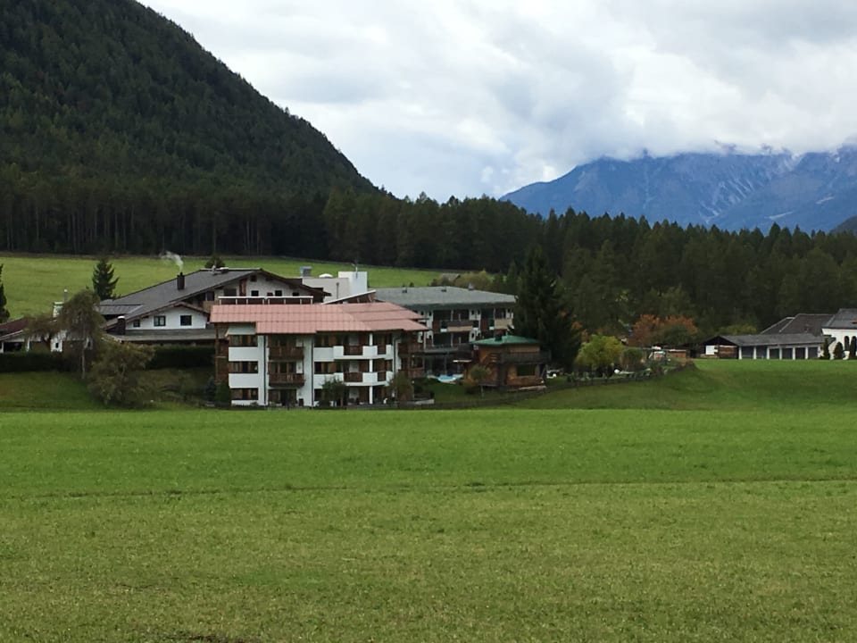 Außenansicht Bio-Wellnesshotel Holzleiten