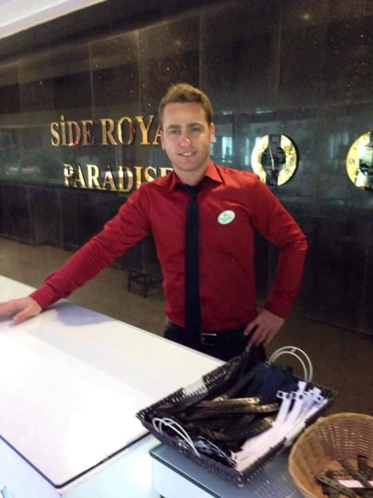 Nettes Personal Side Royal Paradise Hotel