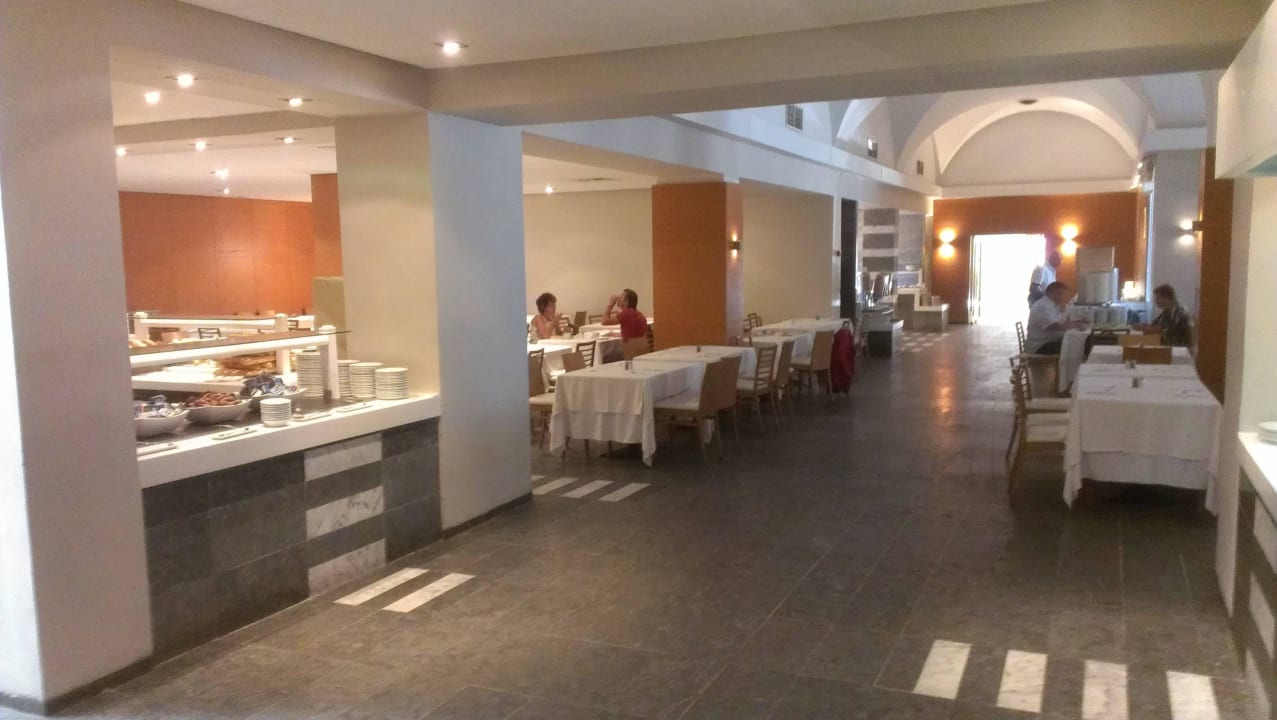 Bevor die Gäste kommen The Orangers Beach Resort and Bungalows