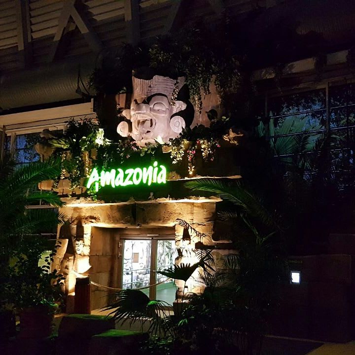 Am Abend  Tropical Islands Resort