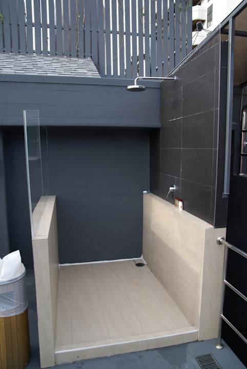 Pool Outdoordusche Hotel Solo Sukhumvit 2