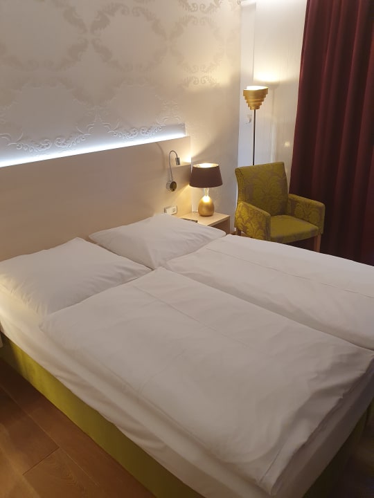 Zimmer Hotel Am Badersee