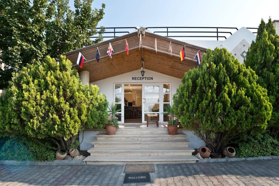 Reception entrance Bare Hill Holiday Village