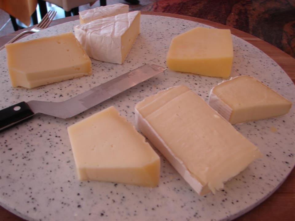 Käseauswahl zum Frühstück Playa Grand Hotel