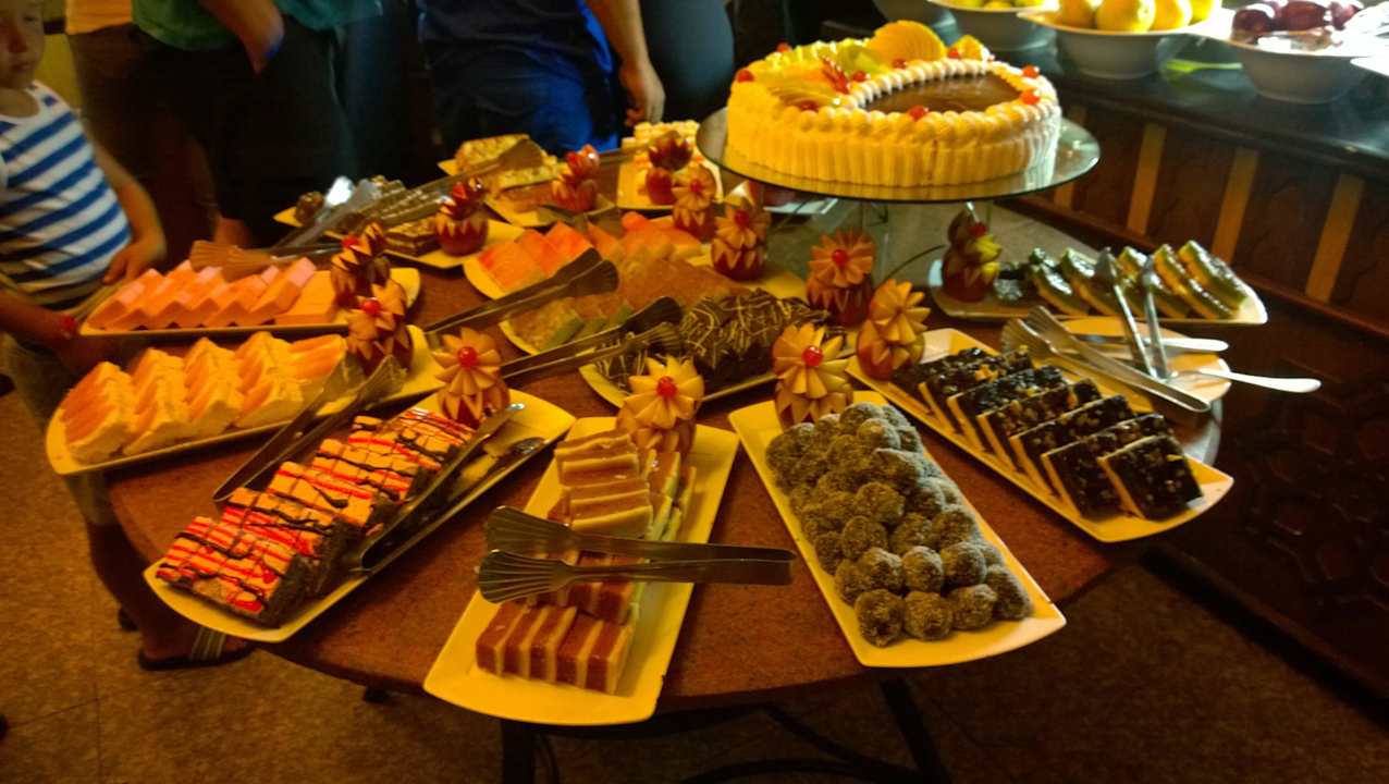 Dessert beim Galadinner Pickalbatros Alf Leila Wa Leila Resort - Neverland Hurghada