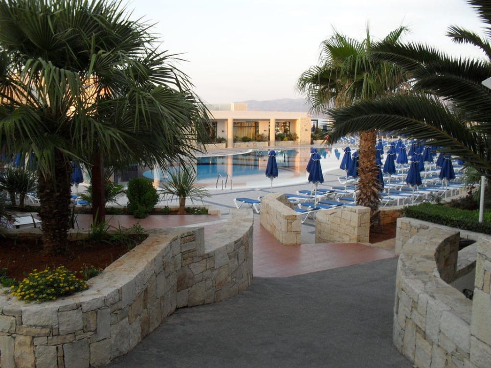 Pool Grand Hotel Holiday Resort