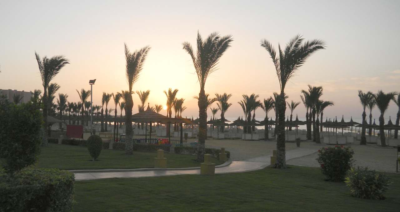 Sonnenaufgang im Mai Pickalbatros Palace Resort