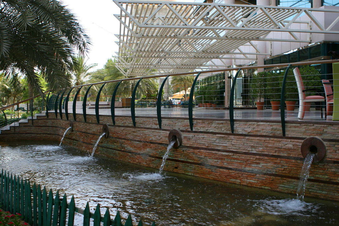 Terrasse Le Meridien Mina Seyahi Beach Resort & Waterpark