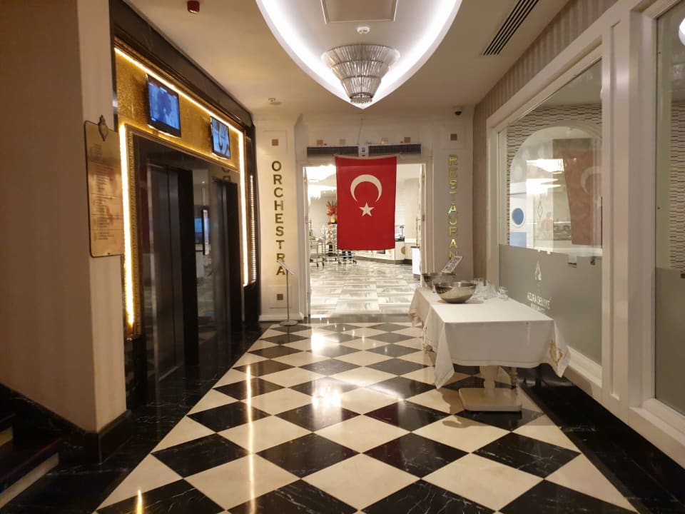 Sonstiges Azura Deluxe Resort & Spa Hotel