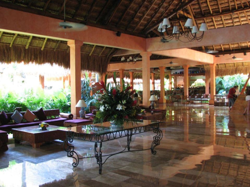 Eingangshalle Iberostar Waves Tucan