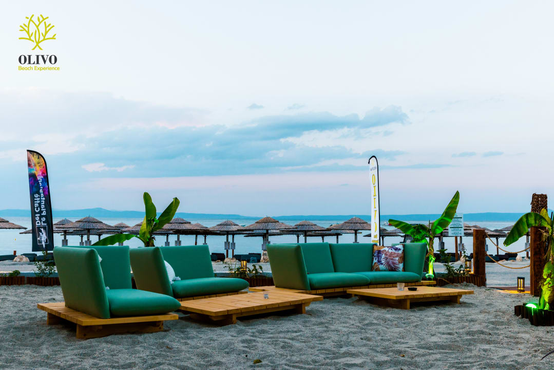 Strand Royal Hotel and Suites