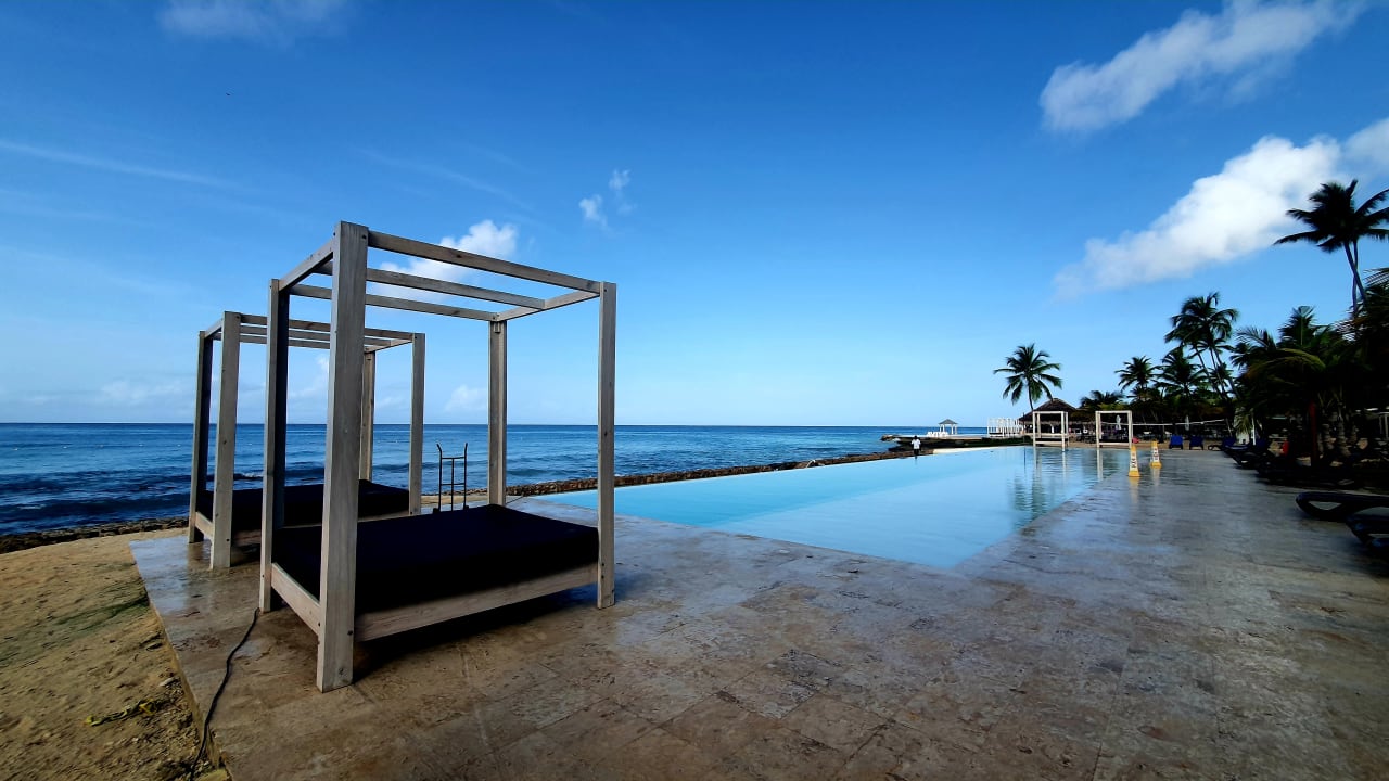 Pool Hotel Viva Dominicus Beach by Wyndham - All Inclusive Resort