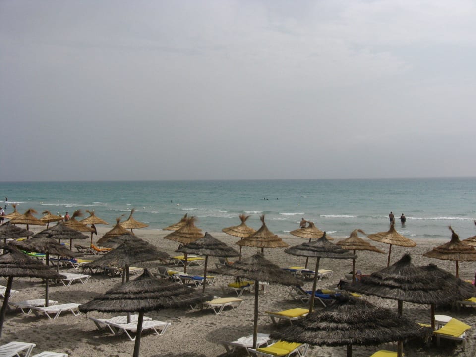 Widok z tarasu, jesli ktos nie lubi piasku Hotel Thalassa Mahdia