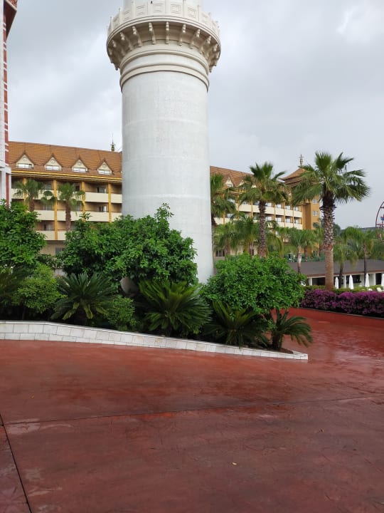 Außenansicht Royal Taj Mahal Hotel