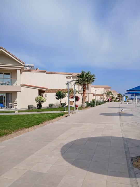 Außenansicht Pickalbatros Sea World Resort - Marsa Alam