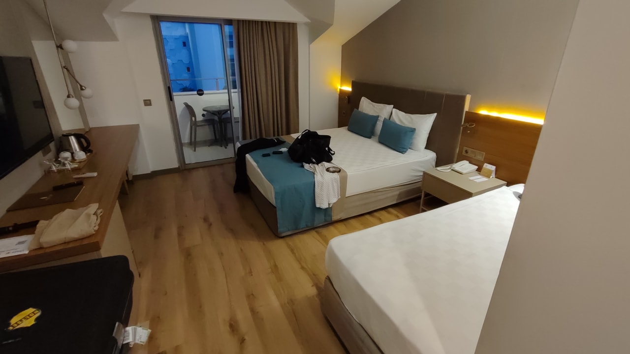 Zimmer Side Story Resort & Spa