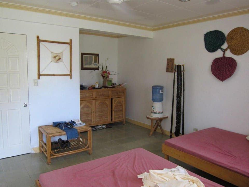 Sehr saubere Zimmer Hotel Whispering Palms Island Resort