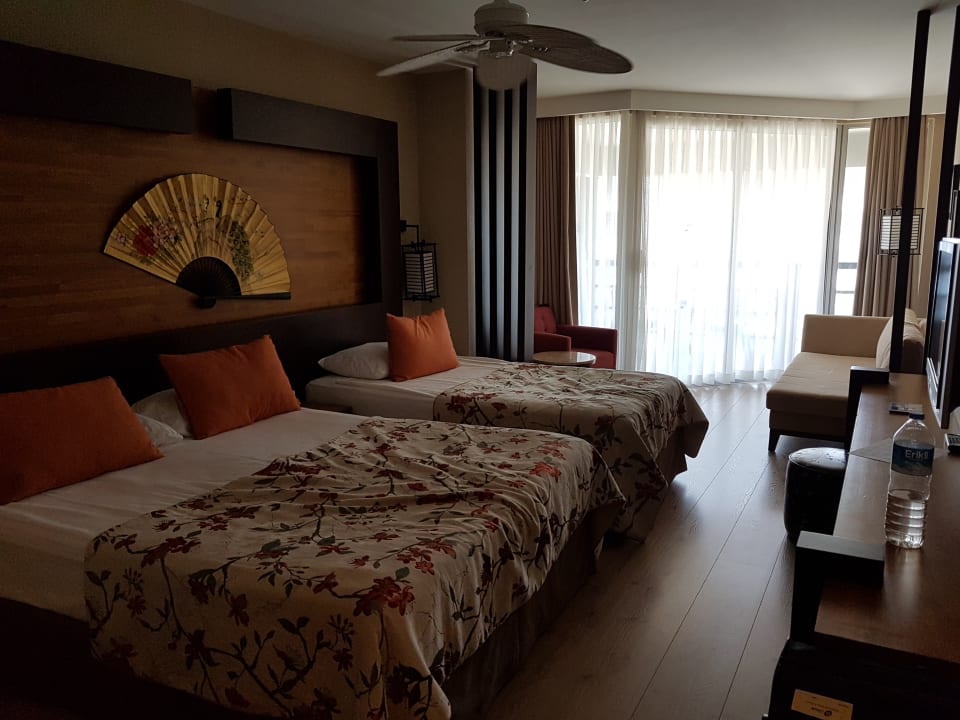 Zimmer Limak Lara Deluxe Hotel & Resort