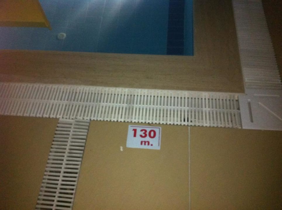 Hier können auch große Menschen schwimmen Hotel Orfeus Park