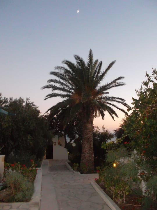 Abendstimmung Coriva Beach Hotel & Bungalows