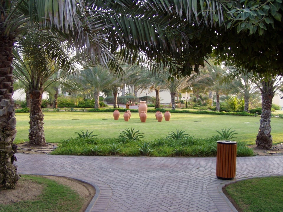 Zahrada Umm Al Quwain Beach Hotel