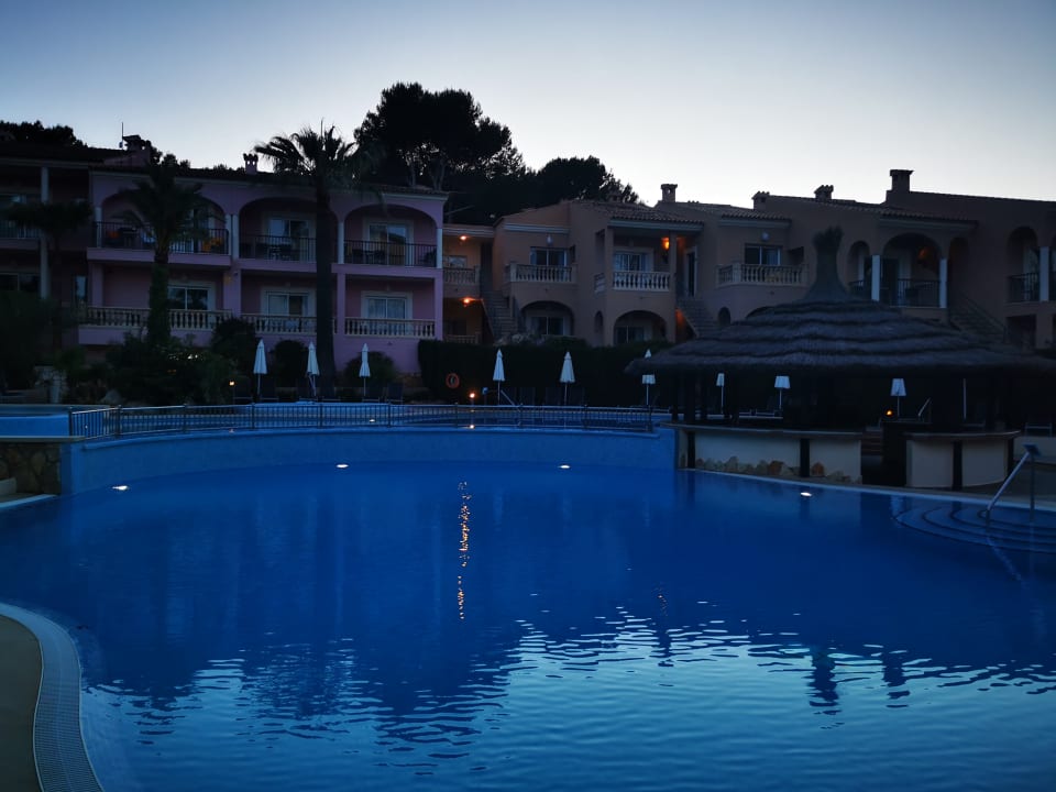 Pool R2 Lago Playa Park