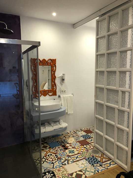 Zimmer Alhanía Vejer