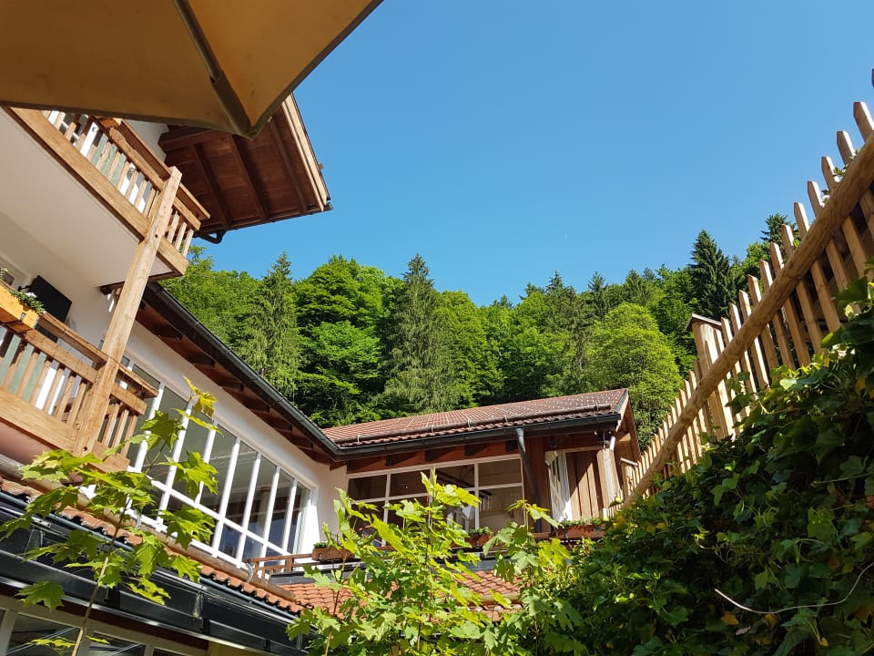 Außenansicht Berghotel Hammersbach