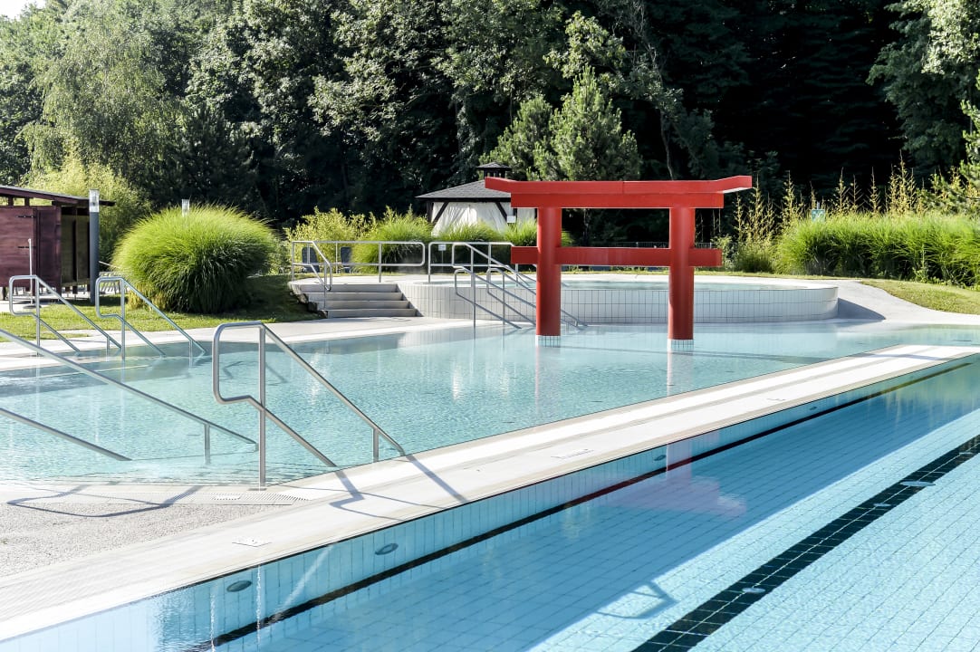 Pool Linsberg Asia Hotel & Spa