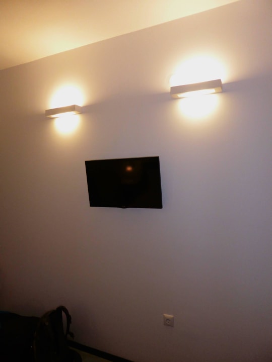 Kleiner Flachbildfernseher Erofili Beach Hotel