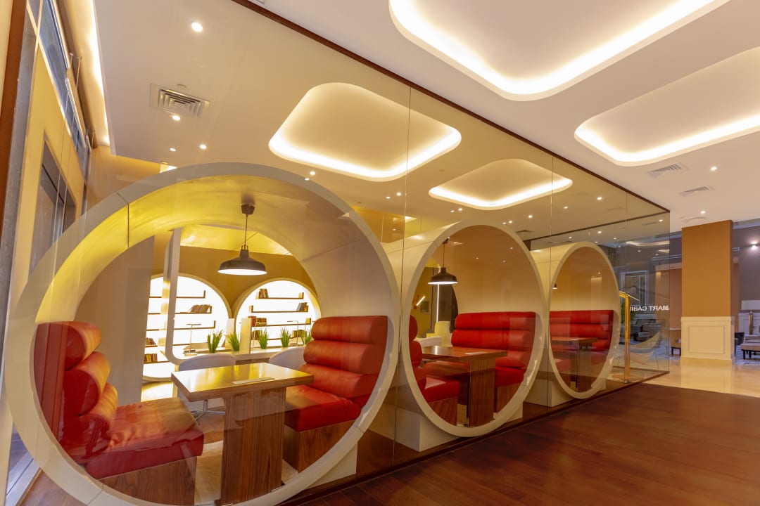 Sport & Freizeit Four Points by Sheraton Production City, Dubai