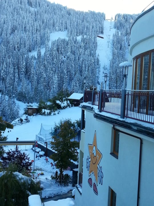 Der erste Schnee im Oktober Baby- & Kinderhotel Laurentius