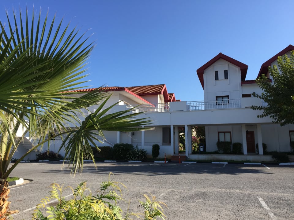 Außenansicht Salamis Bay Conti Resort Hotel & Casino