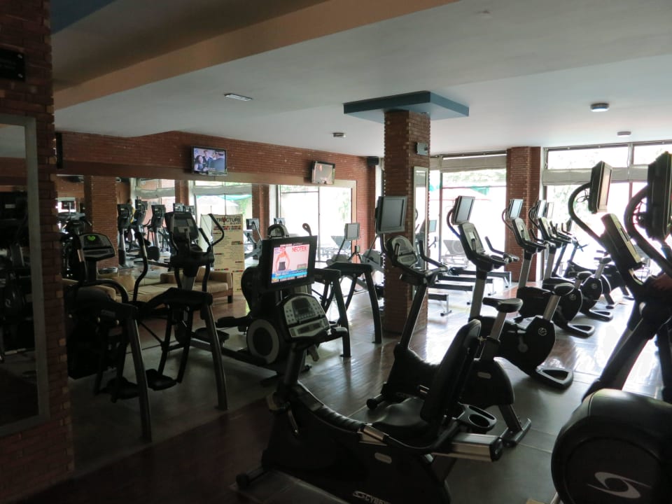 Fitnessraum mit Zulass nur gegen Bezahlung  Hotel The Residency