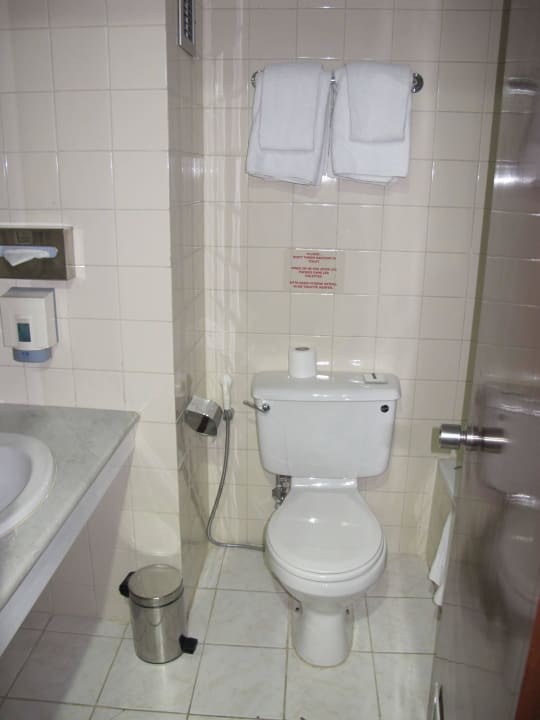 Kleines Bad II Hotel & Suites Days Inn, Aqaba