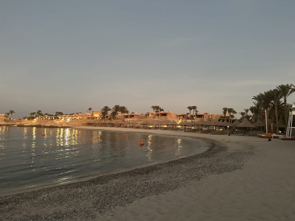 Strand Mövenpick Resort El Quseir