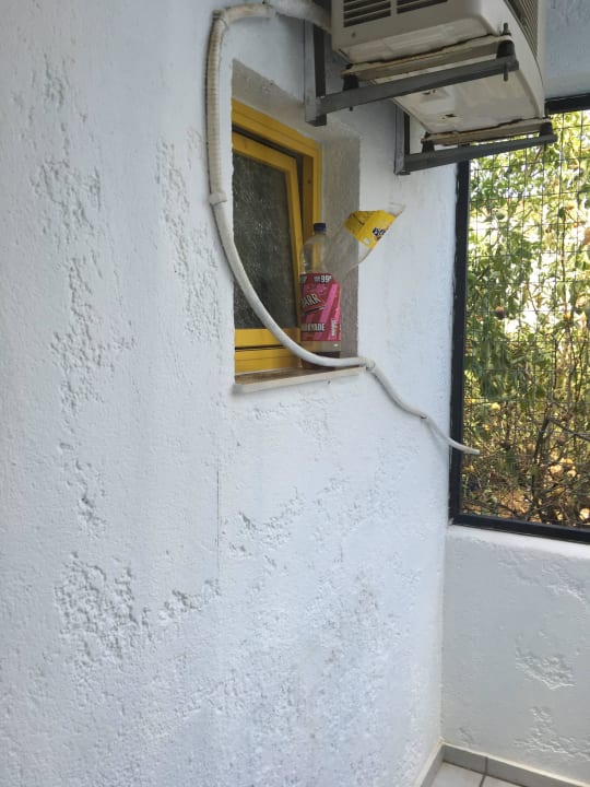 Aussicht auf den "Balkon" Hotel Happy Days