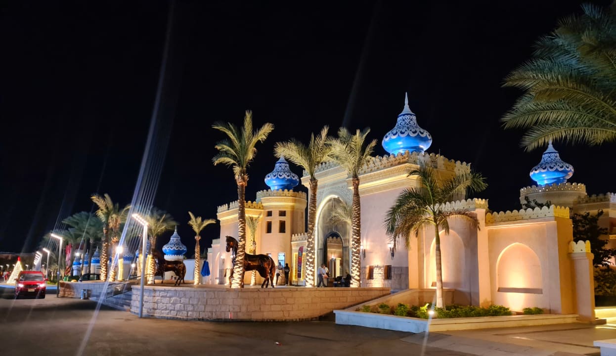 Außenansicht Pickalbatros Alf Leila Wa Leila Resort - Neverland Hurghada