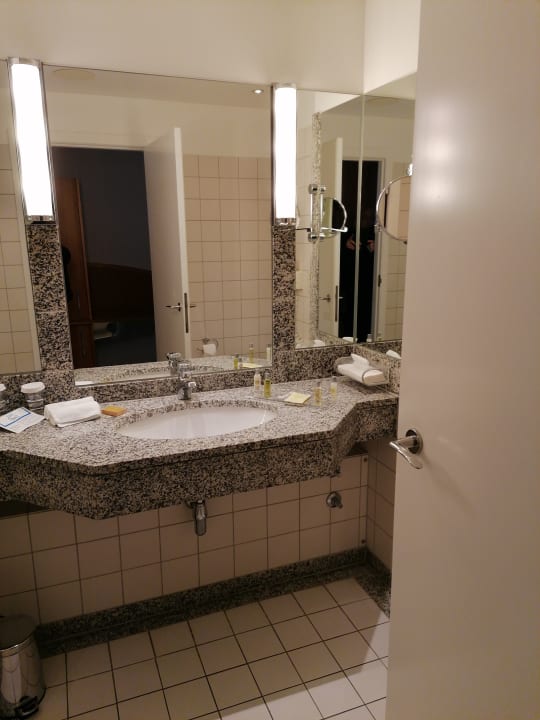 Zimmer Hilton Munich Airport