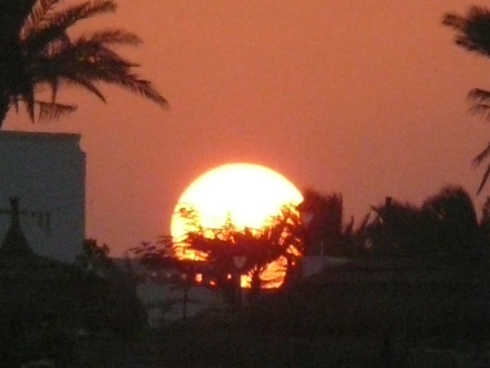 Sonnenuntergang Hotel Gorgonia Beach Resort