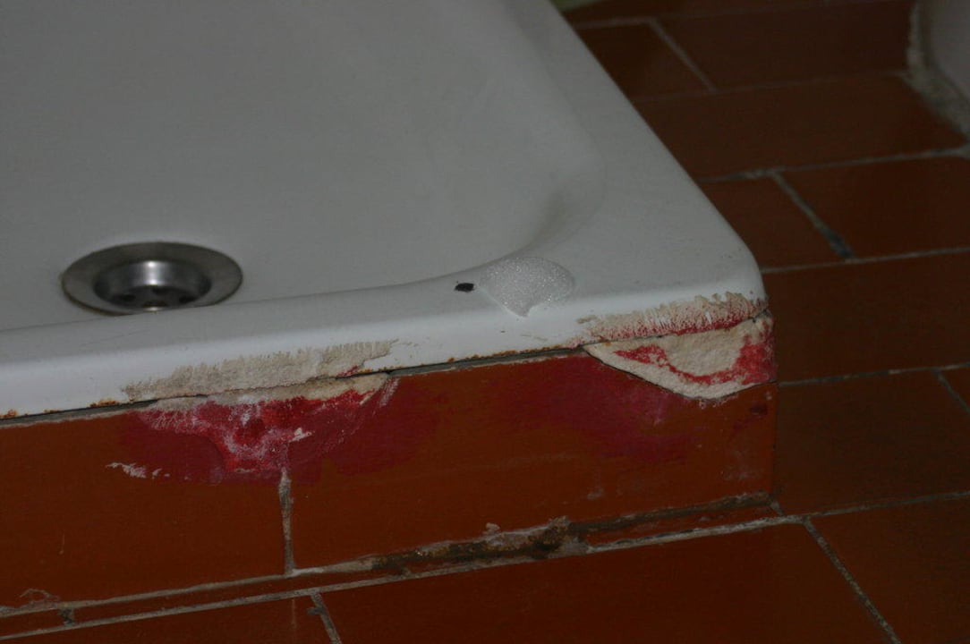 Einfach nur übel HARPIN Happy Days Beach Hotel