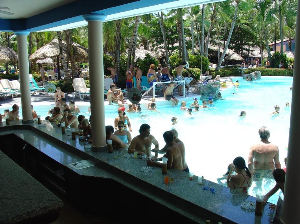 Poolanlage des Hotels RIU Bambu Hotel Riu Bambu
