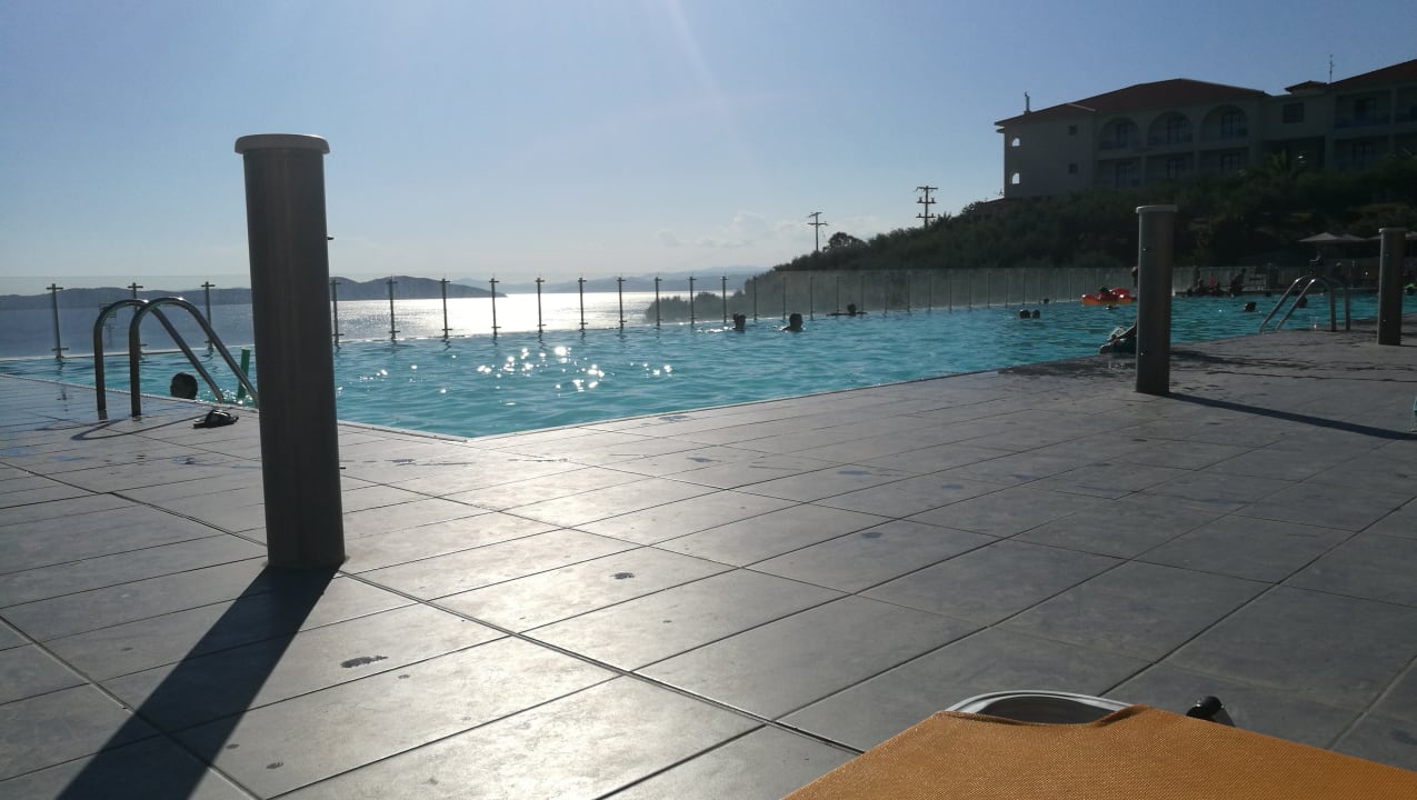 Pool Akrathos Beach Hotel