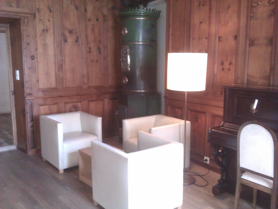 Die Schöne Lobby mit Klavier Hotel Gasthof Grüner Baum