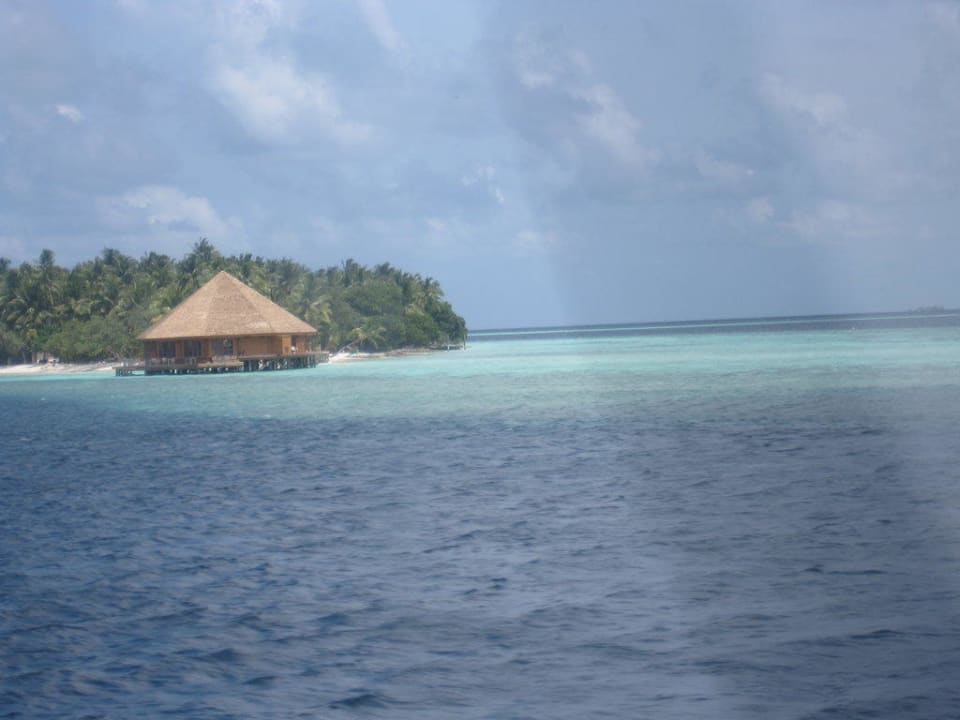 Anfahrt auf den Asia Wok Vilamendhoo Island Resort & Spa